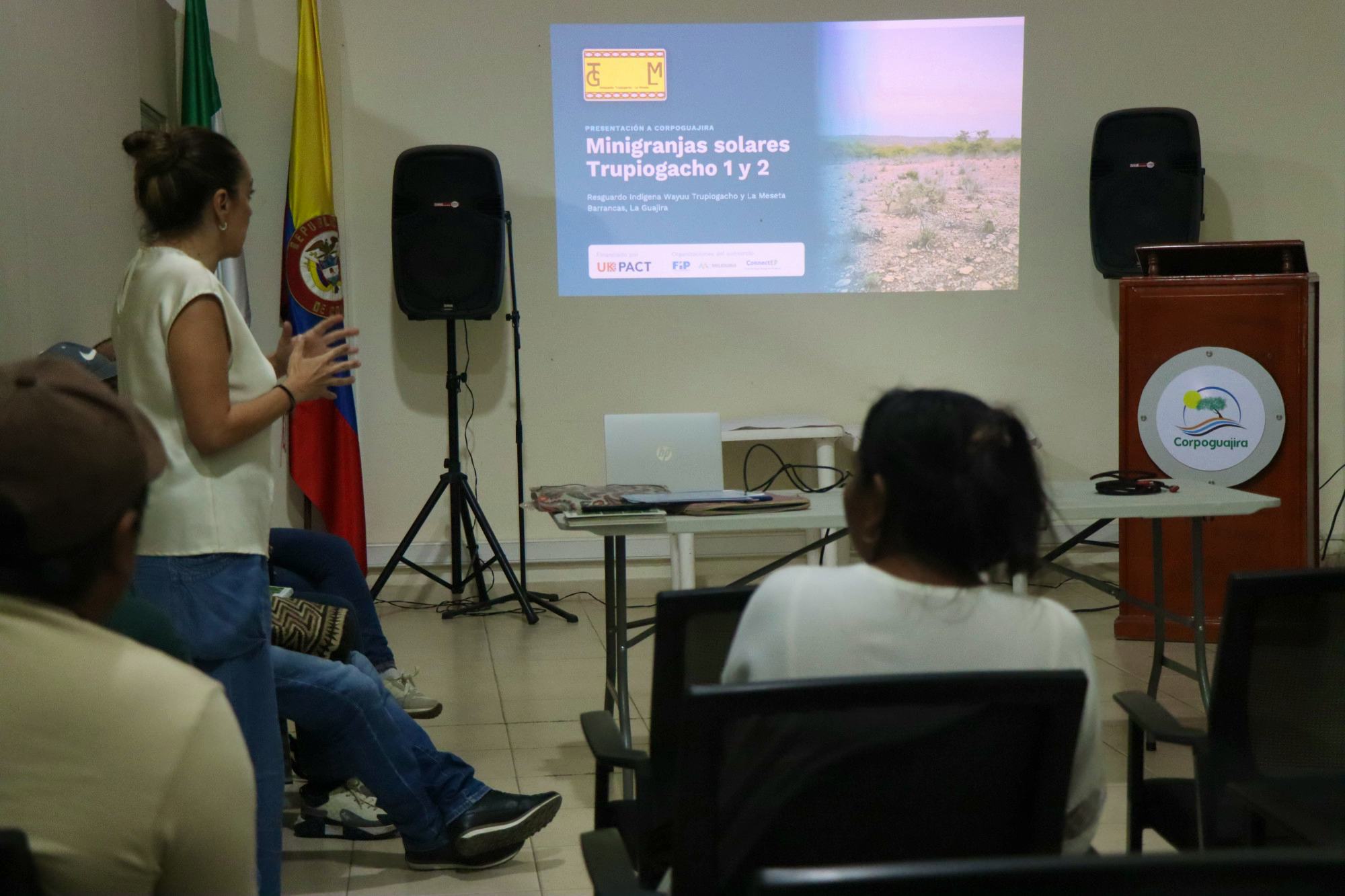 Comunidades y empresas: un nuevo camino para la energía renovable en Colombia